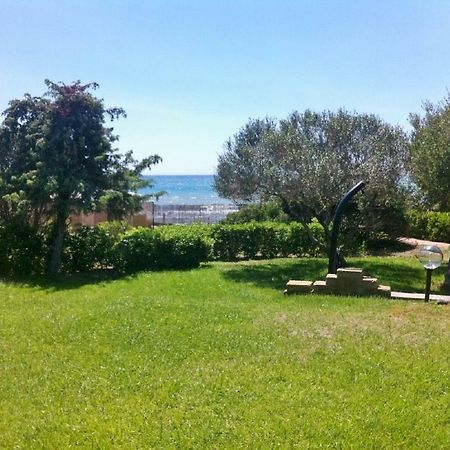 Direttamente Sulla Spiaggia Кастильоне дела Пеская Екстериор снимка