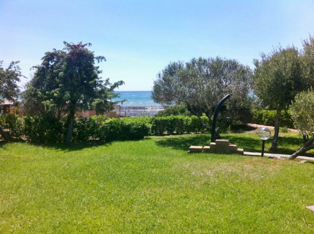 Direttamente Sulla Spiaggia Кастильоне дела Пеская Екстериор снимка